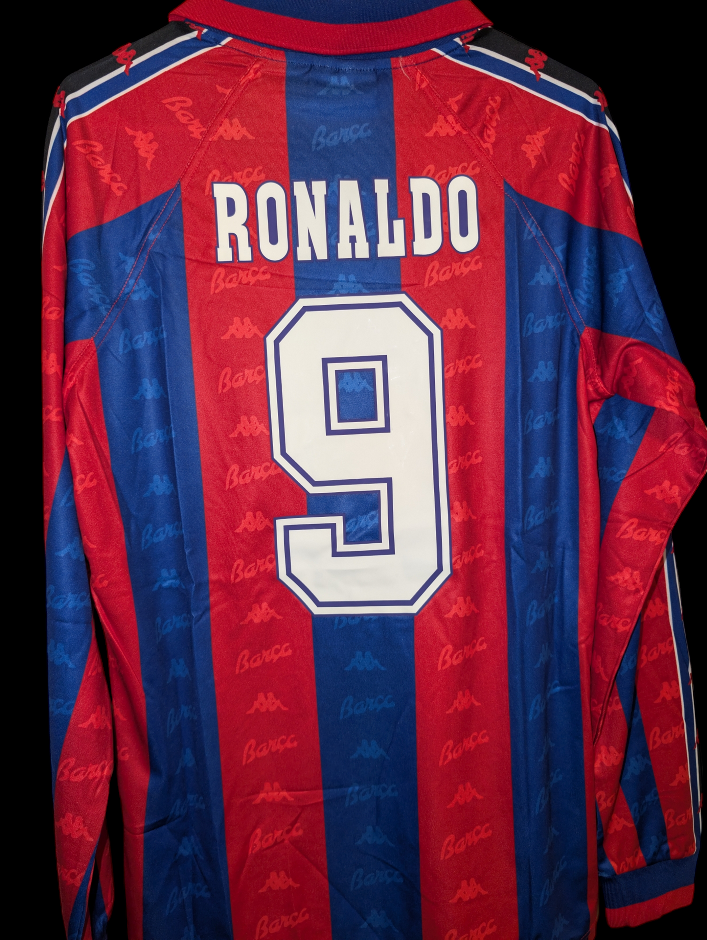 Barcelona 96/97 Home #9 Ronaldo